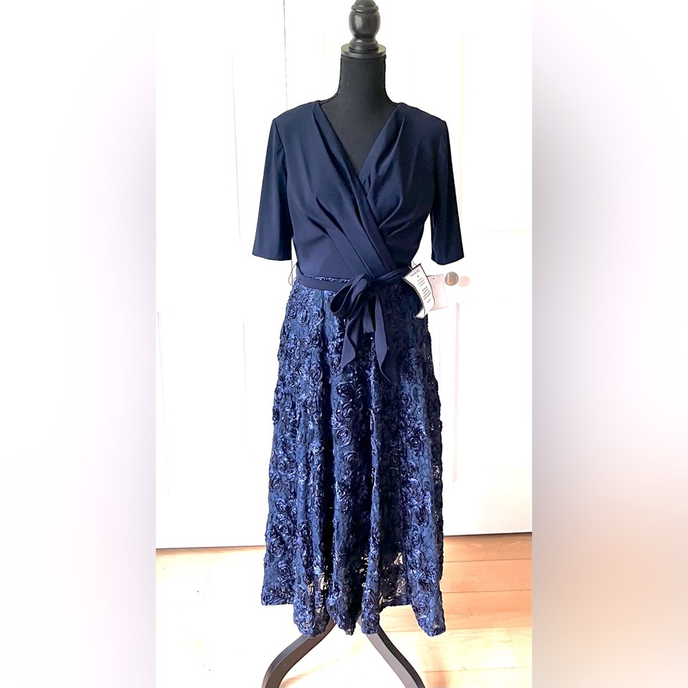 Alex Evenings Royal blue dress size 6